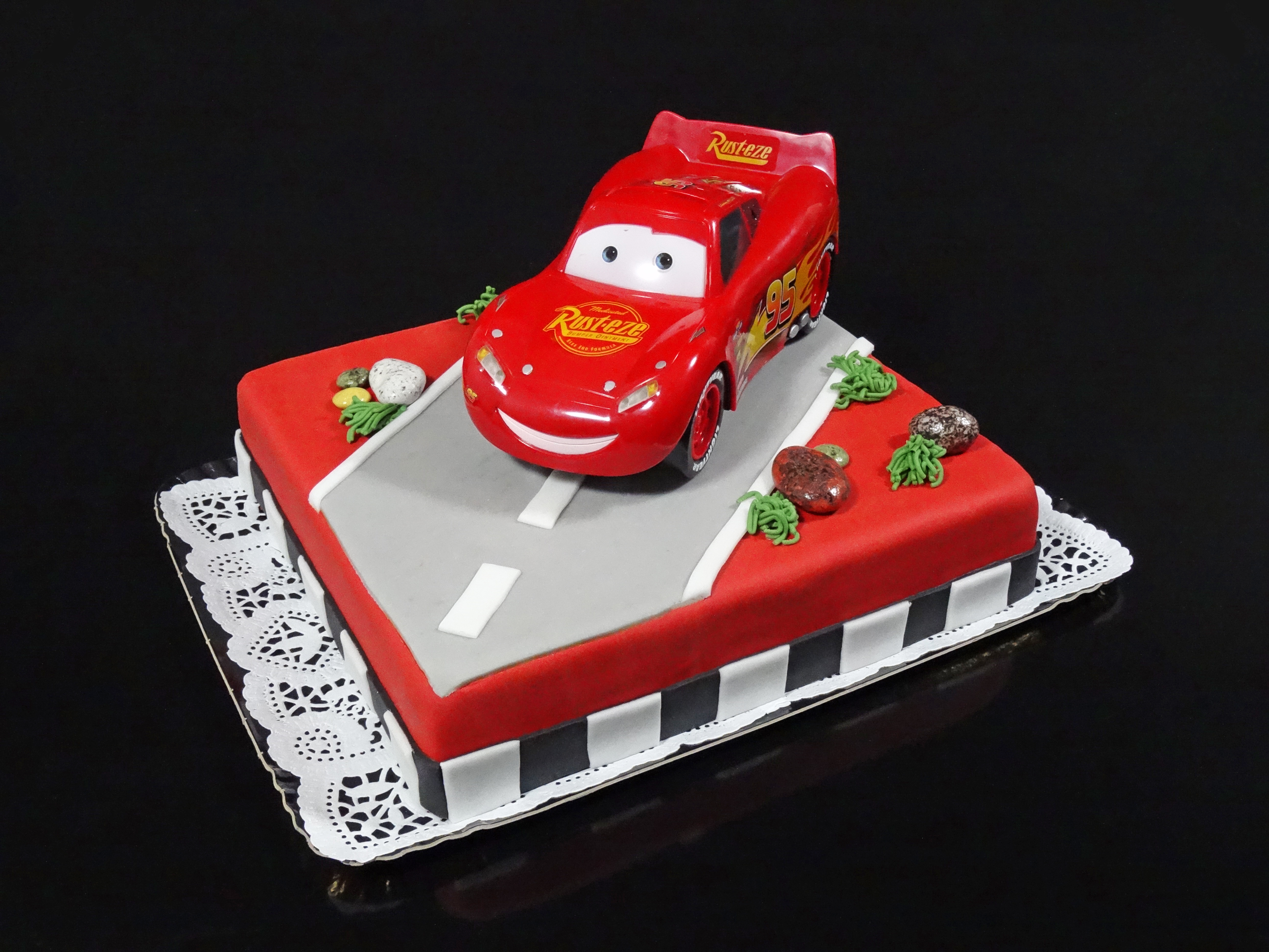 Cars Sparkässeli-Torte