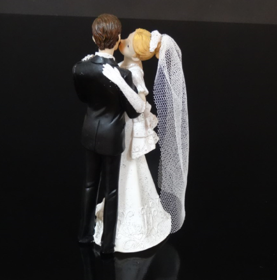 Hochzeitspaar "Kiss & Hug"