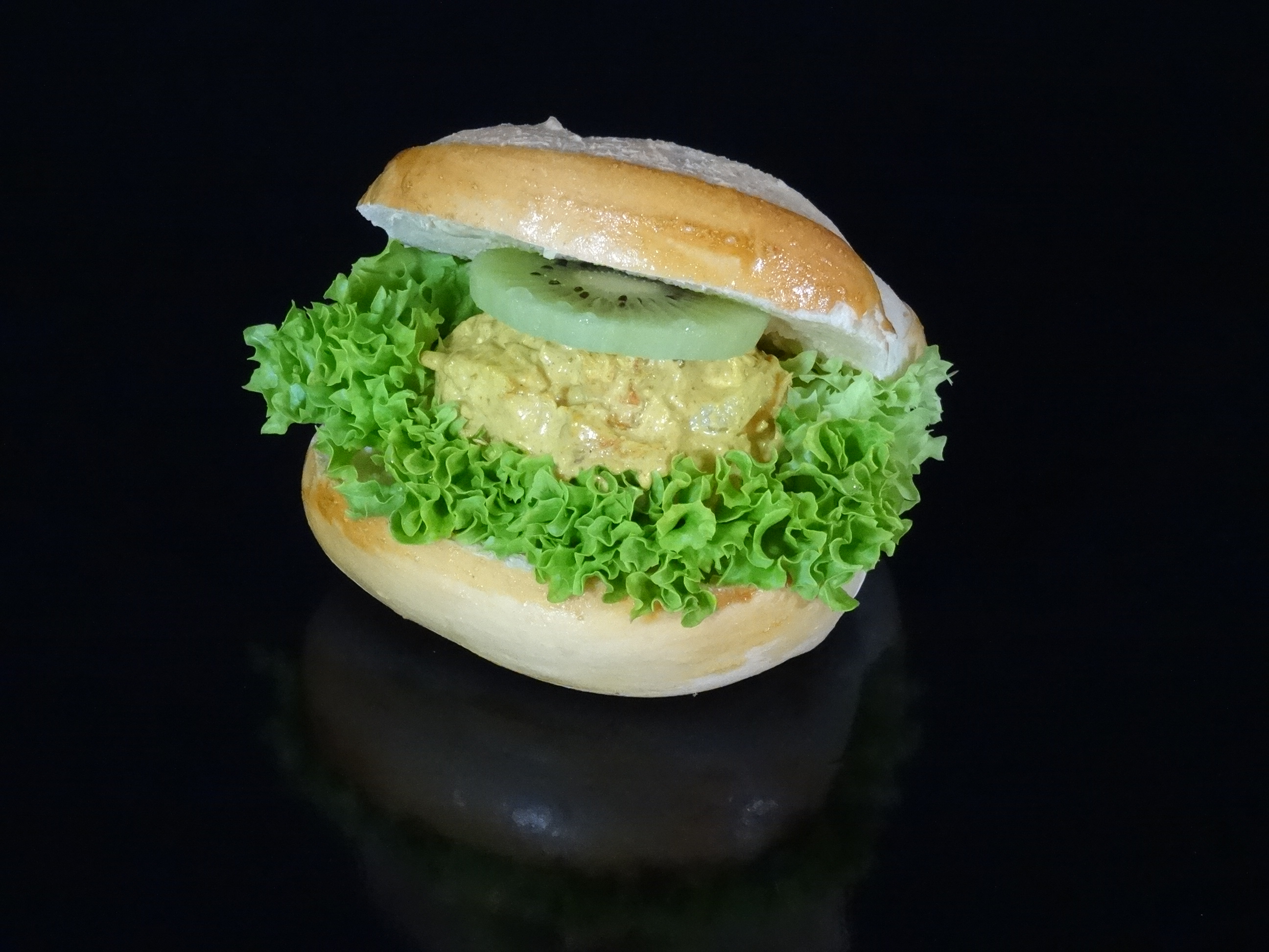 Weggli-Sandwich Poulet-Curry
