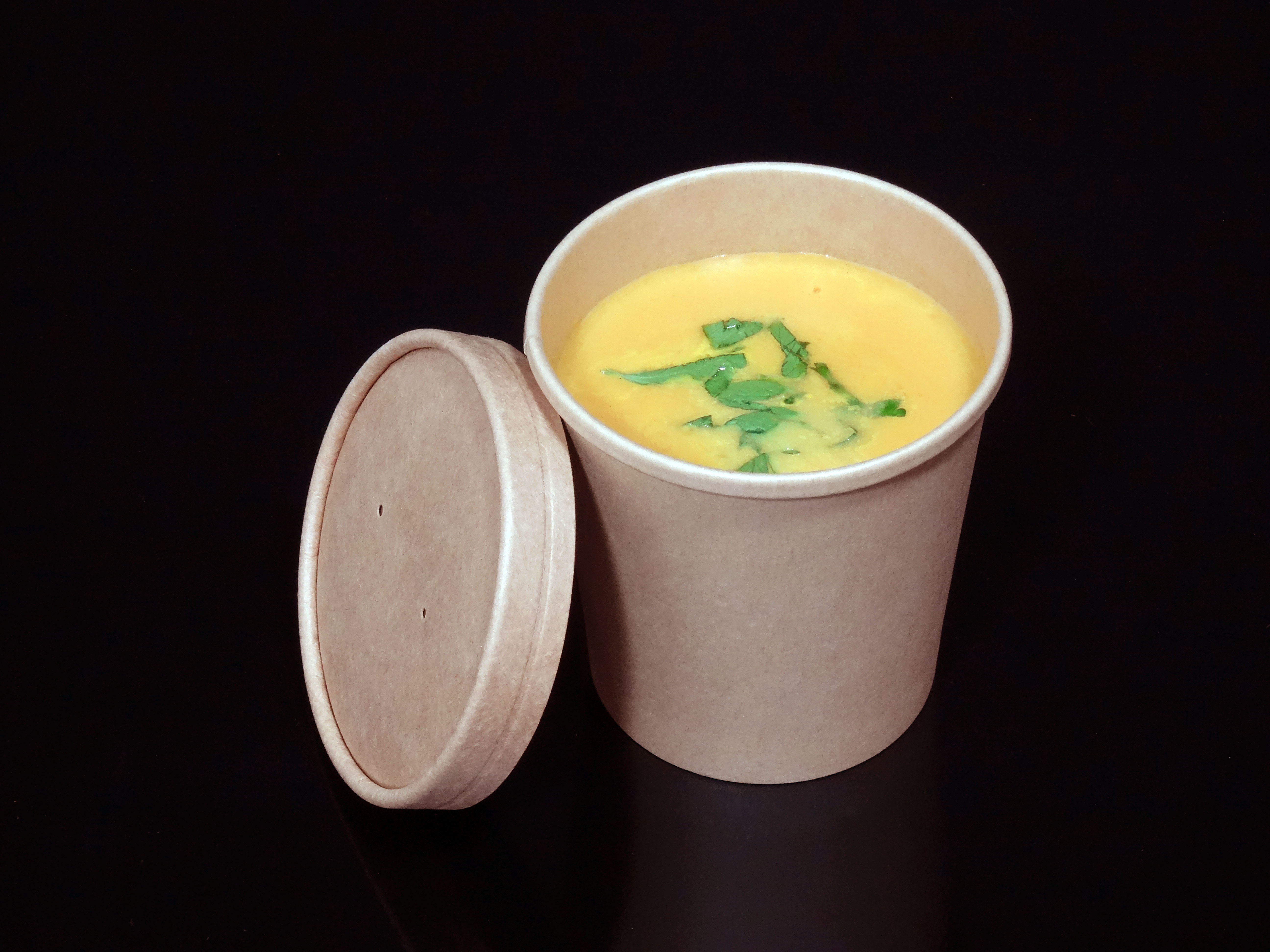 Hofer's Kürbis-Orangen-Curry-Suppe
